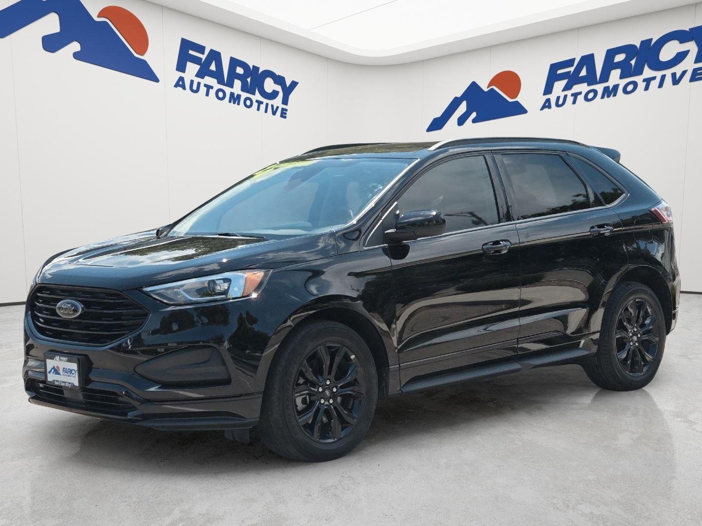 Used 2024 Agate Black Ford SE image 1