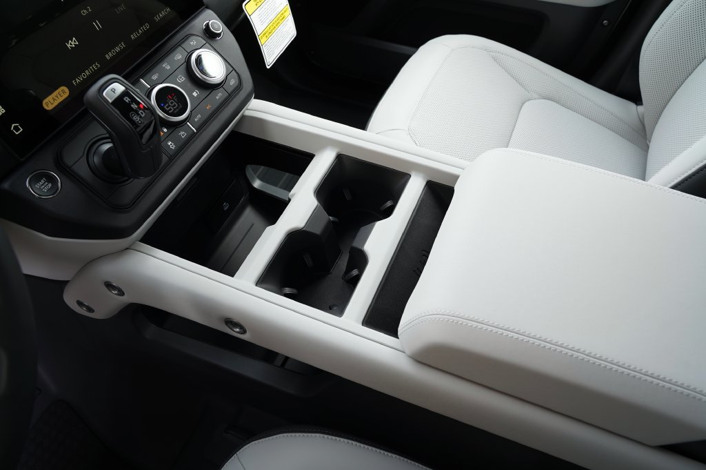 New 2026 Woolstone Green Land Rover S image 27