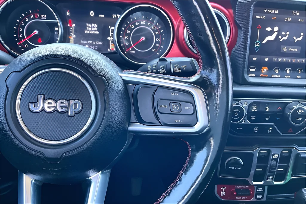 Used 2021 White Jeep Unlimited Rubicon image 11