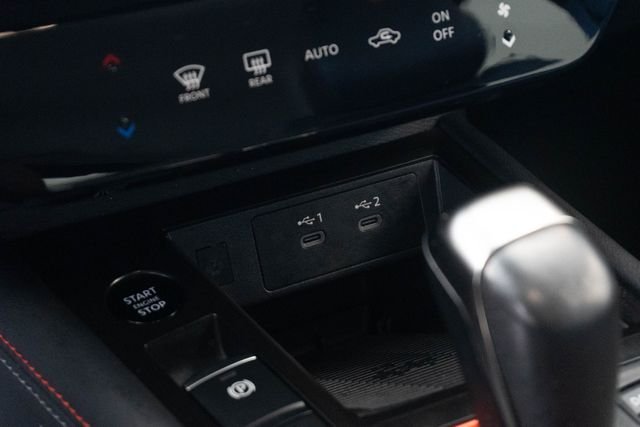 Used 2025 Gray Nissan SR image 13