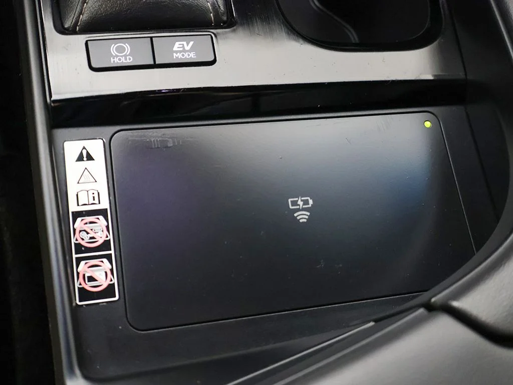 Used 2023 White Lexus 300h image 49