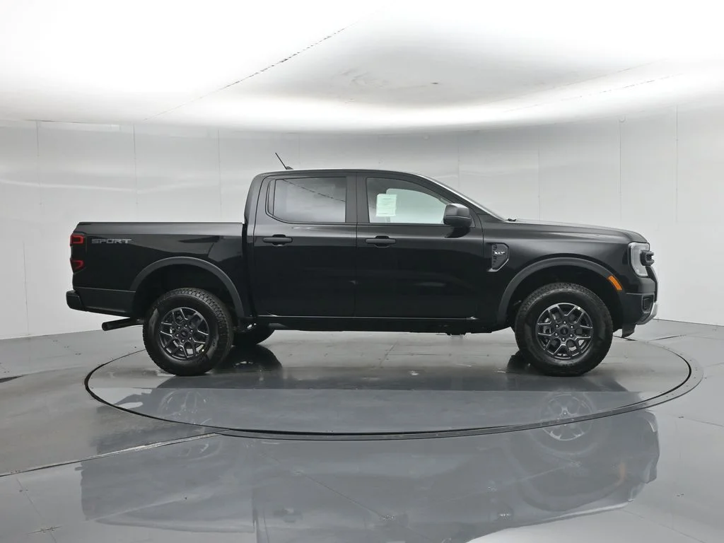 New 2026 Shadow Black Ford XLT image 23
