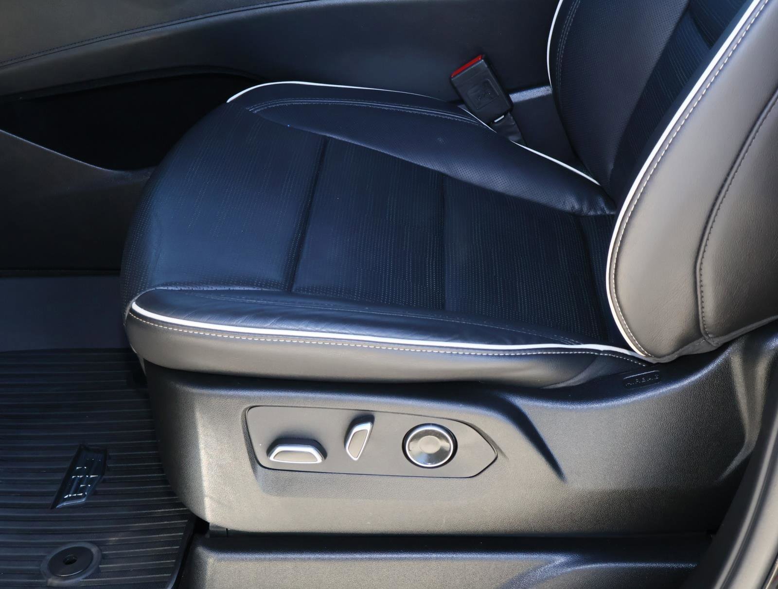 2024 Cadillac Escalade Sport - Photo 20