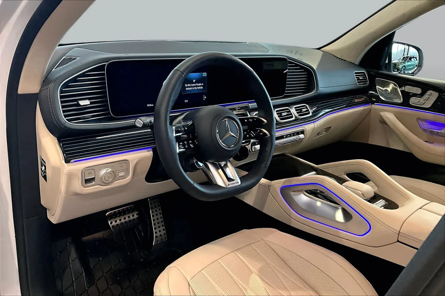 New 2026  Mercedes-Benz AMG® GLE 53 image 10
