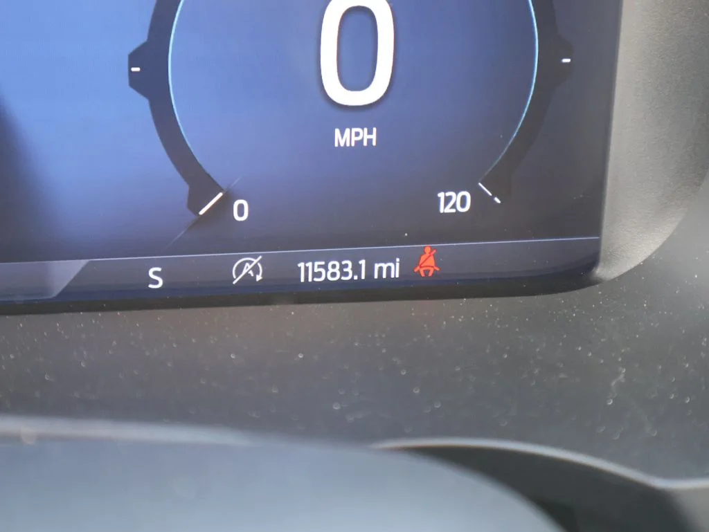 Used 2024 Silver Ford XLT image 31