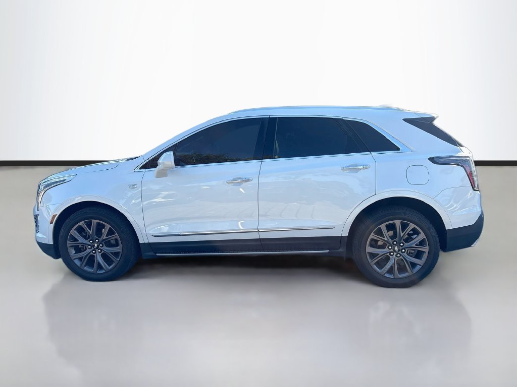 Used 2019 White Cadillac Luxury image 8