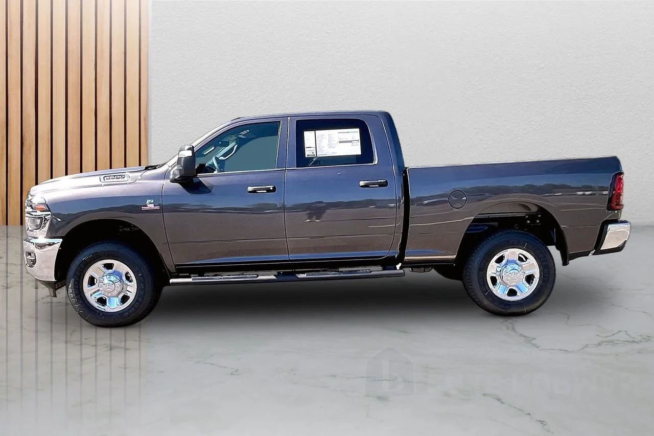 New 2026 Granite Crystal Metallic Clear-Coat Exterior Paint RAM Tradesman image 5