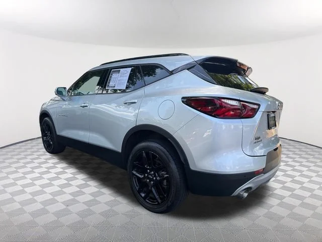 Used 2020 SILVER ICE METALLIC Chevrolet LT image 5