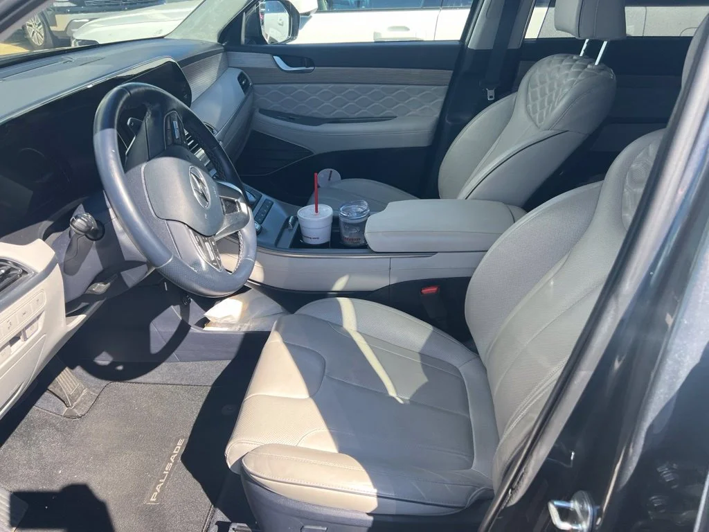 Used 2022 Gray Hyundai Calligraphy image 7