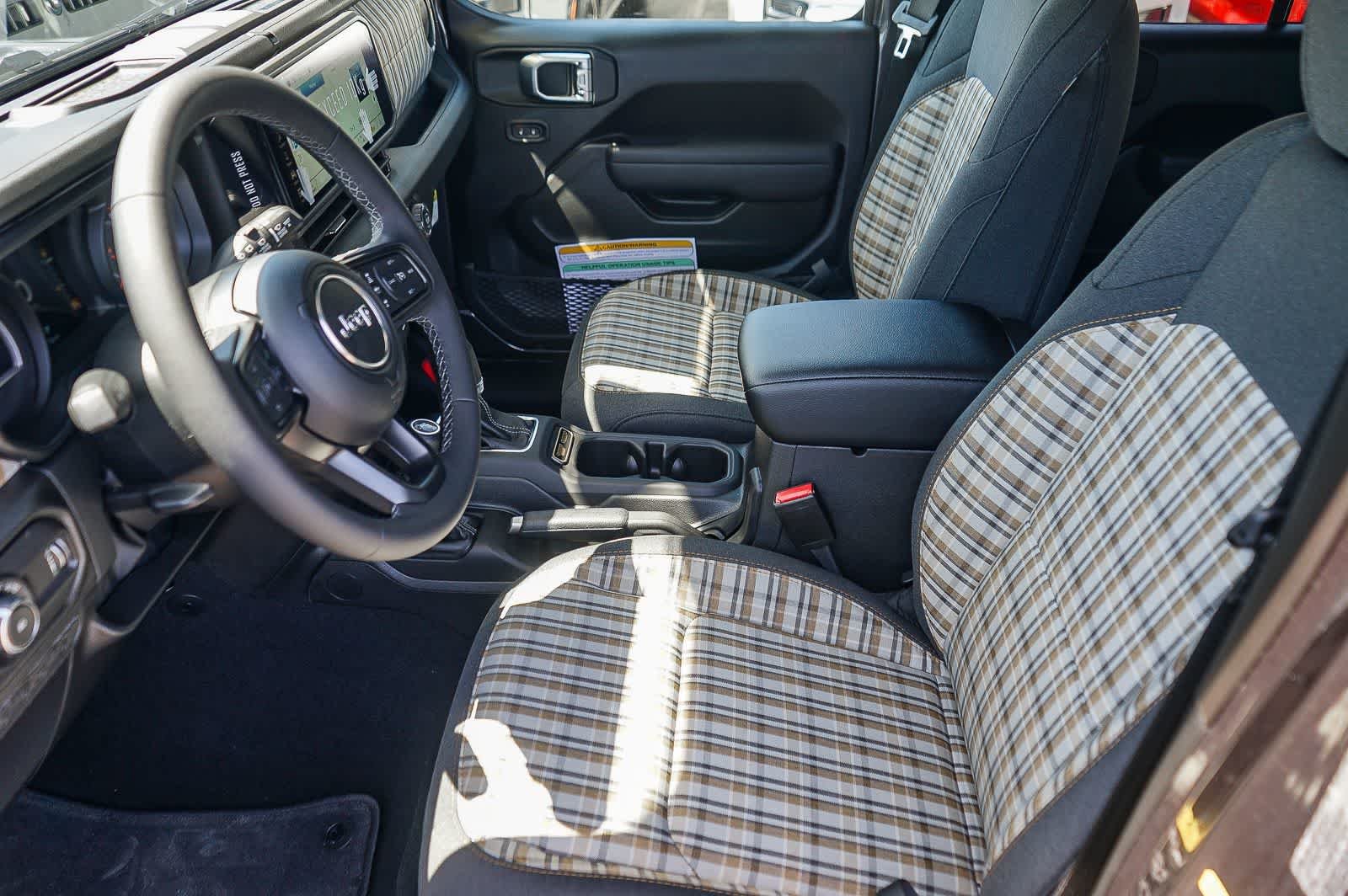 New 2026 Granite Crystal Metallic Clear-Coat Exterior Paint Jeep 85th Anniversary image 19