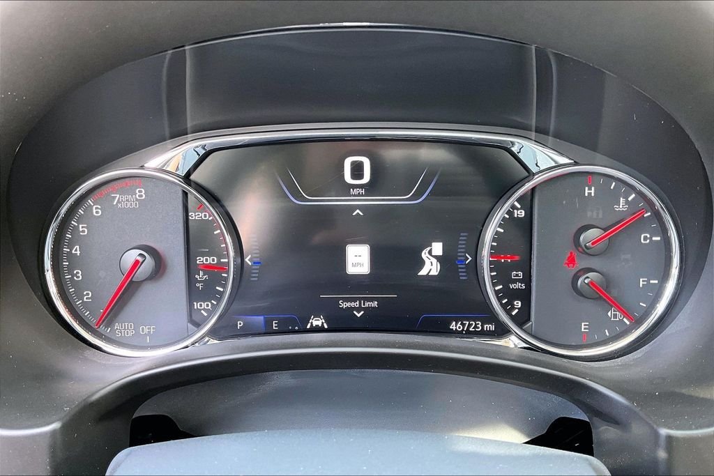Used 2023 White GMC Denali image 22
