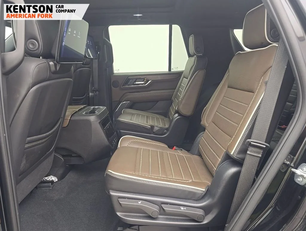 Used 2025 Black GMC Denali Ultimate image 6