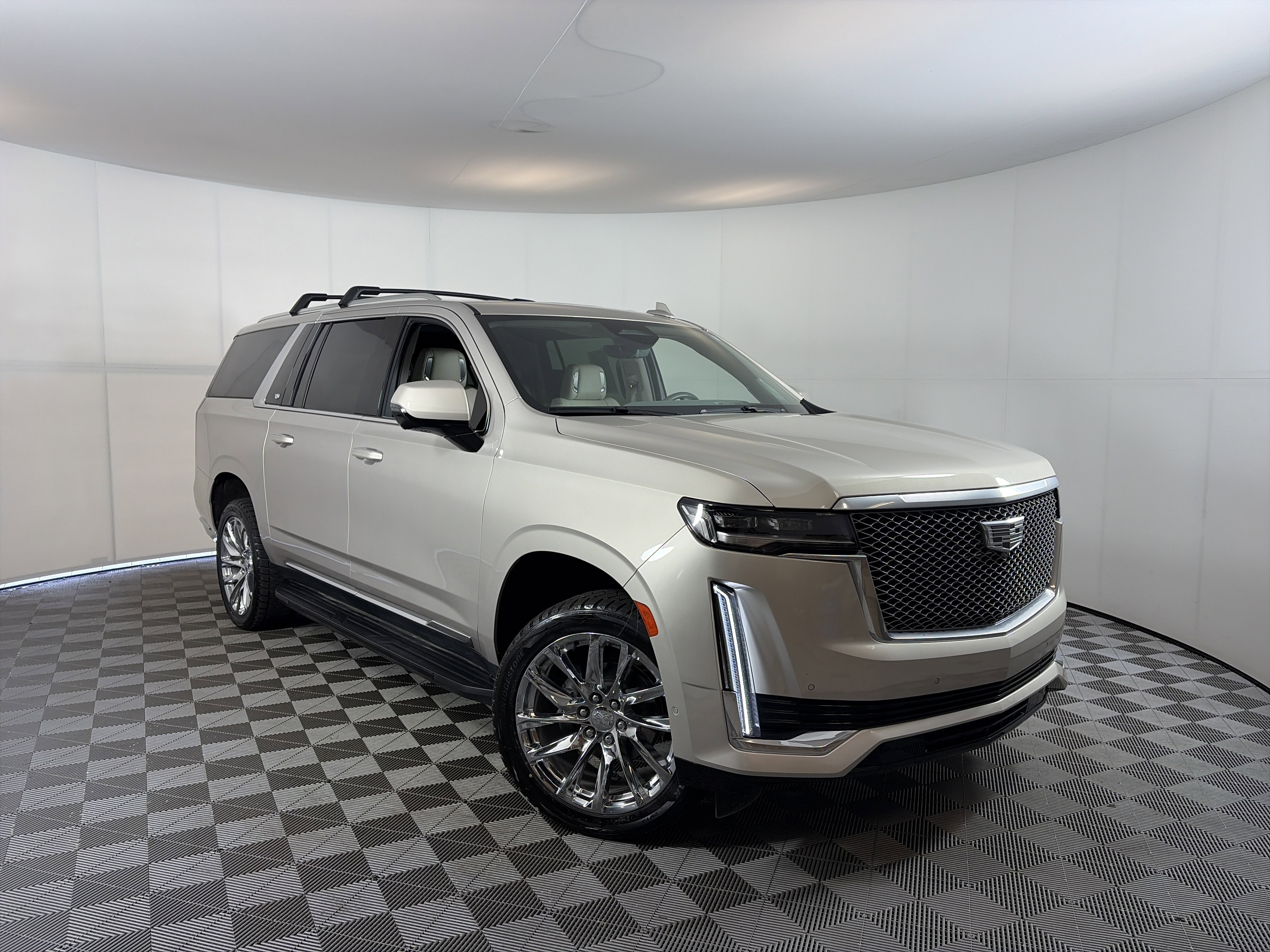 2023 Cadillac Escalade ESV 4WD Premium Luxury Platinum's photo