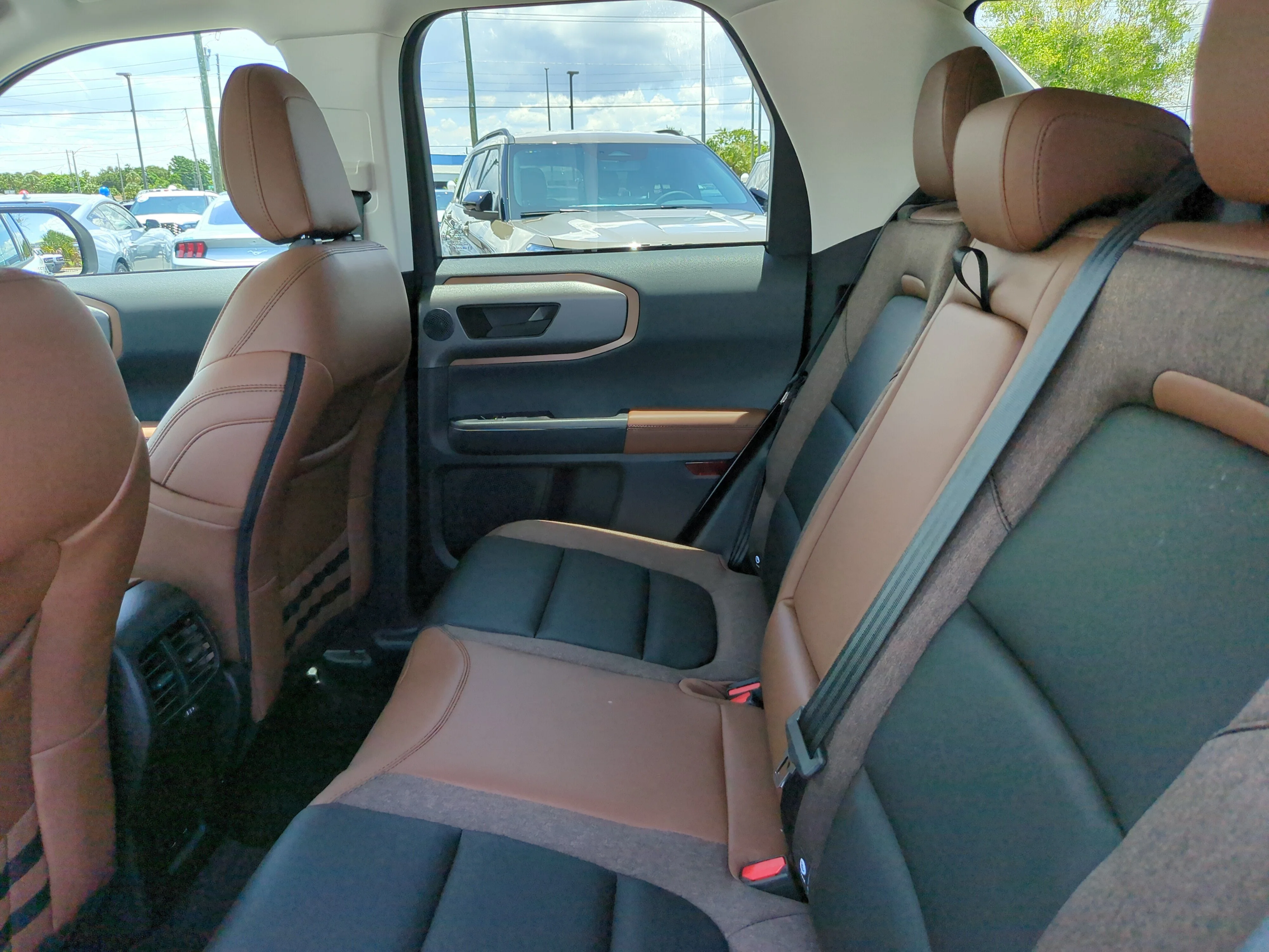 New 2026 Oxford White Ford Outer Banks® image 17