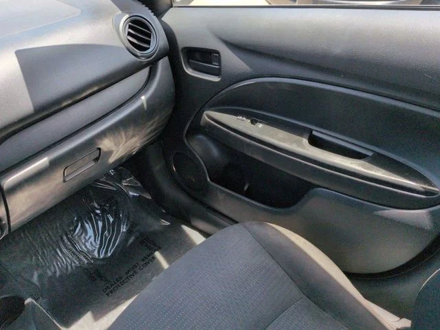 Used 2024 Silver Mitsubishi LE image 16