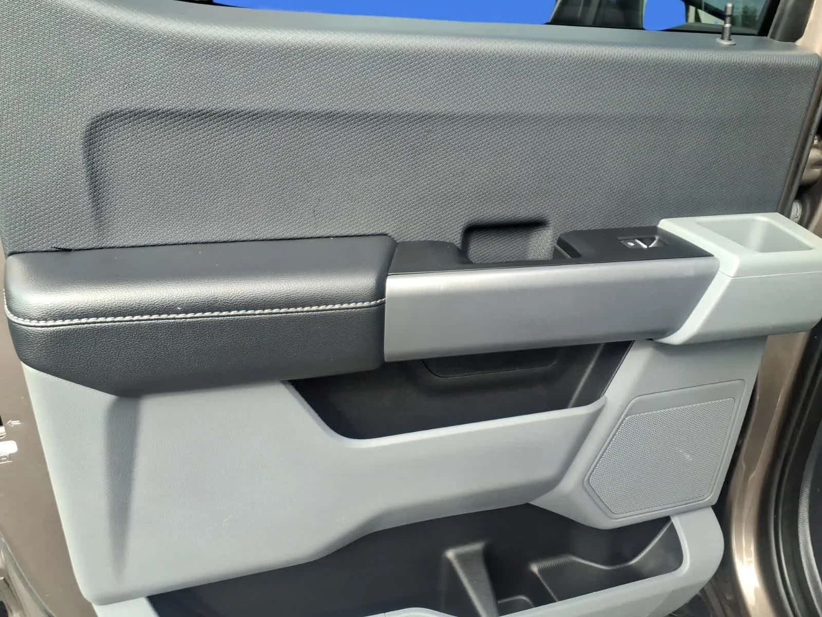 Used 2023 Stone Gray Metallic Ford XLT image 11