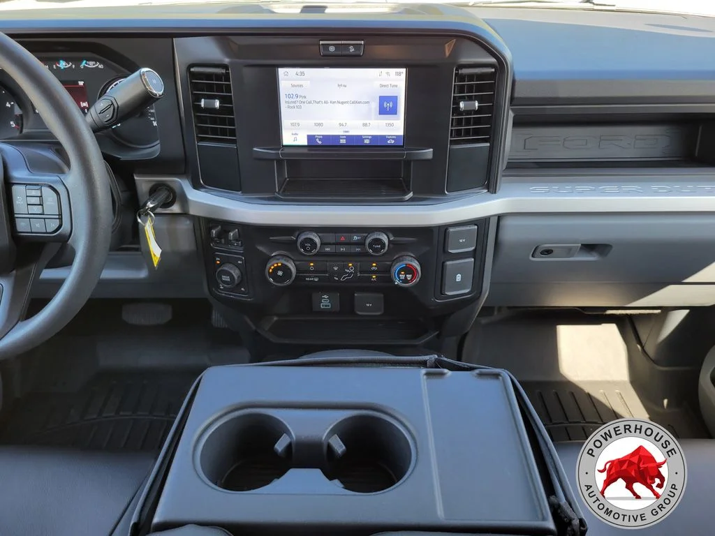 Used 2026 White Ford XL image 19