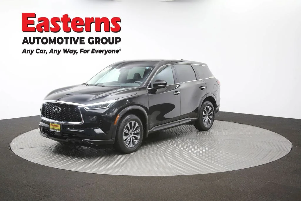 Used 2023 Black INFINITI PURE image 58