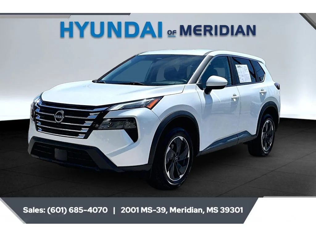 Used 2024 Everest White Pearl Nissan SV image 10