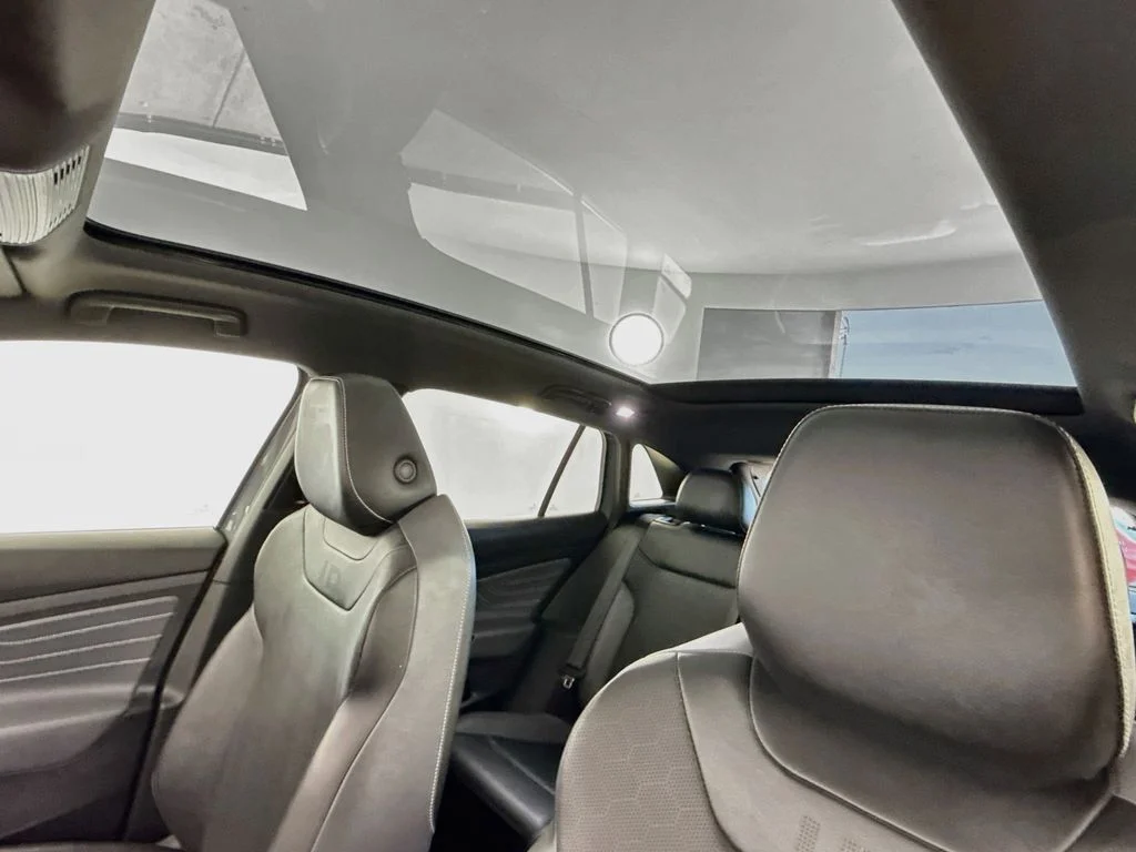 Used 2023 Gray Volkswagen Pro S image 22