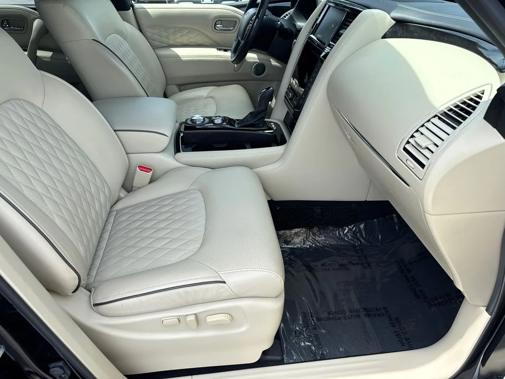 Used 2021 Black INFINITI Sensory image 14