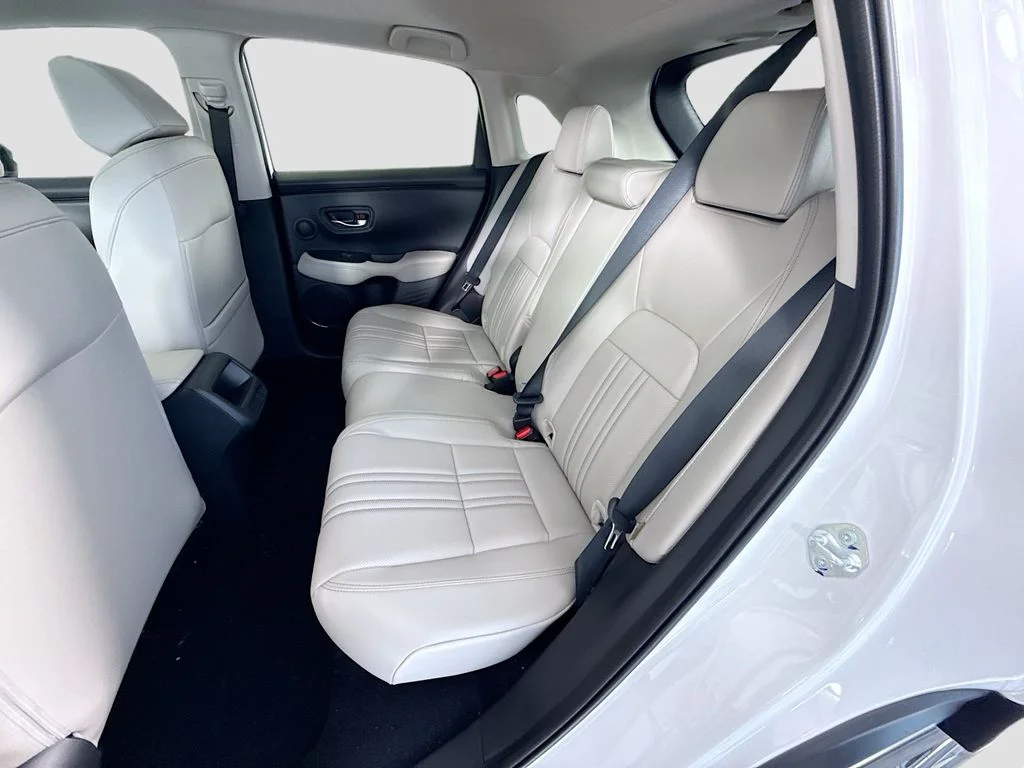 New 2027 White Honda EX-L image 21