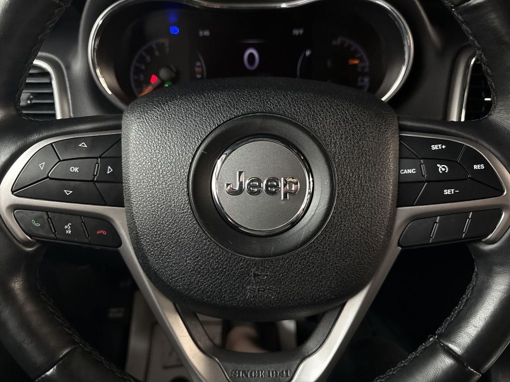 Used 2018 Billet Silver Metallic Jeep Limited image 22