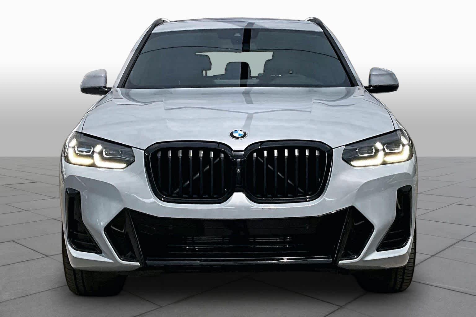 Used 2023 Brooklyn Grey Metallic BMW sDrive30i image 4