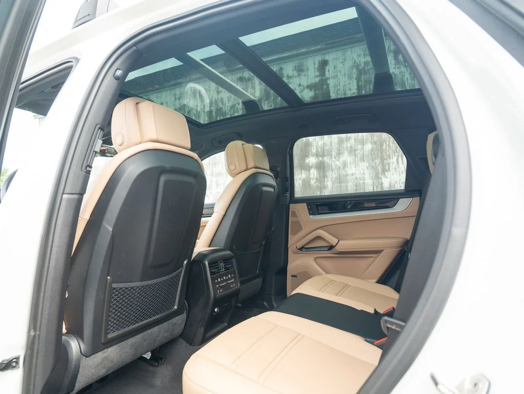 Used 2024 White Porsche Base image 35