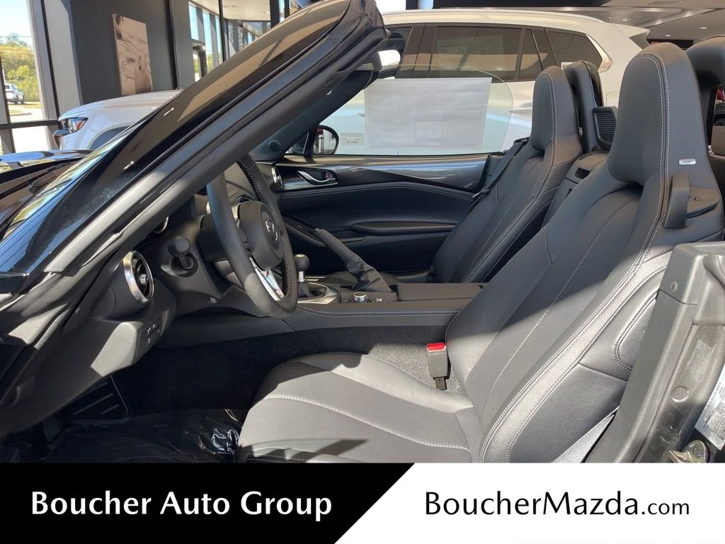 2025 Mazda MX-5 Miata Grand Touring - Photo 14