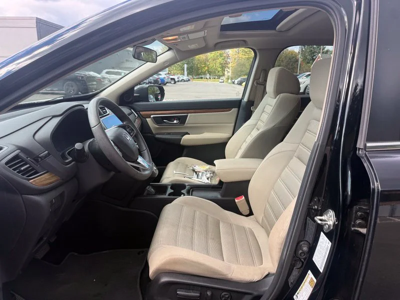 Used 2018  Honda EX image 3