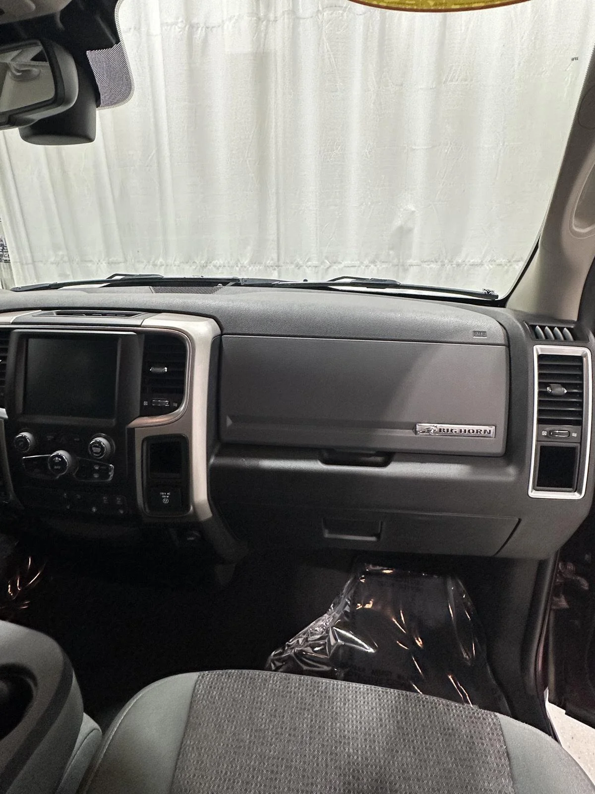 Used 2017 Maroon Ram Big Horn image 23