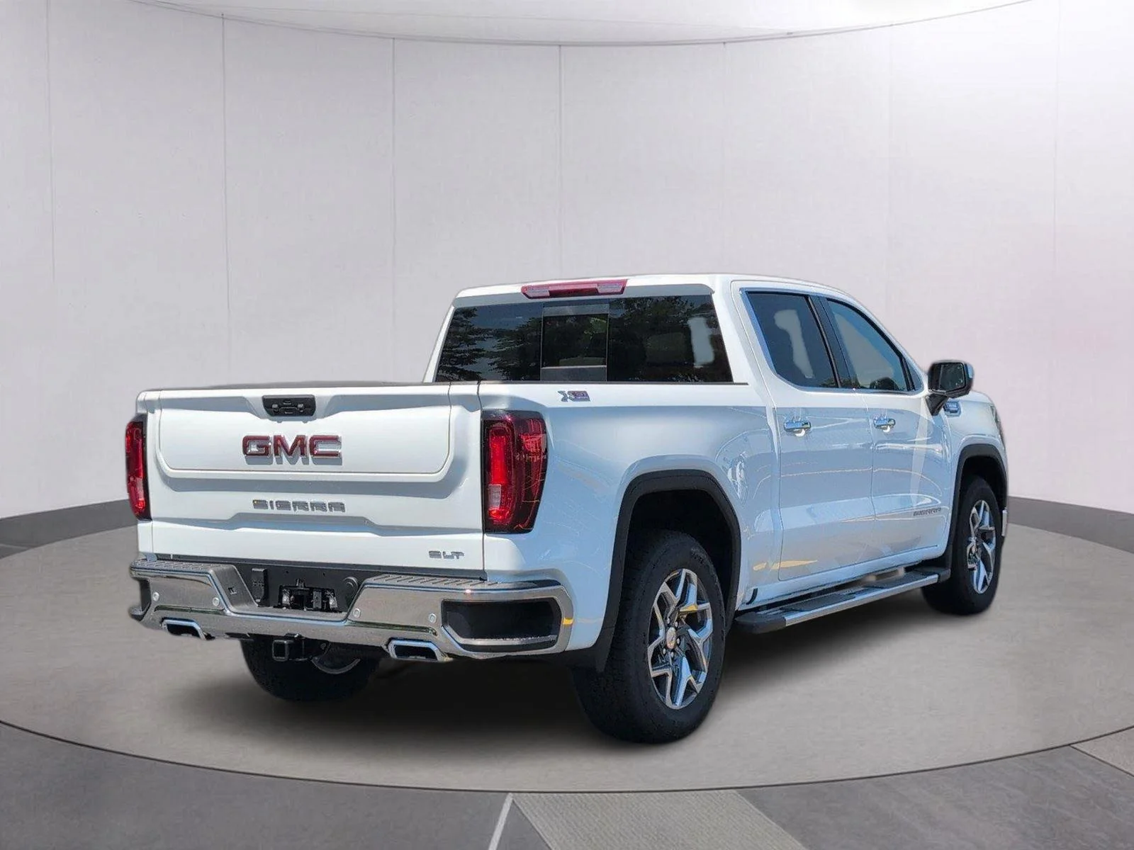 New 2026 Summit White GMC SLT image 7