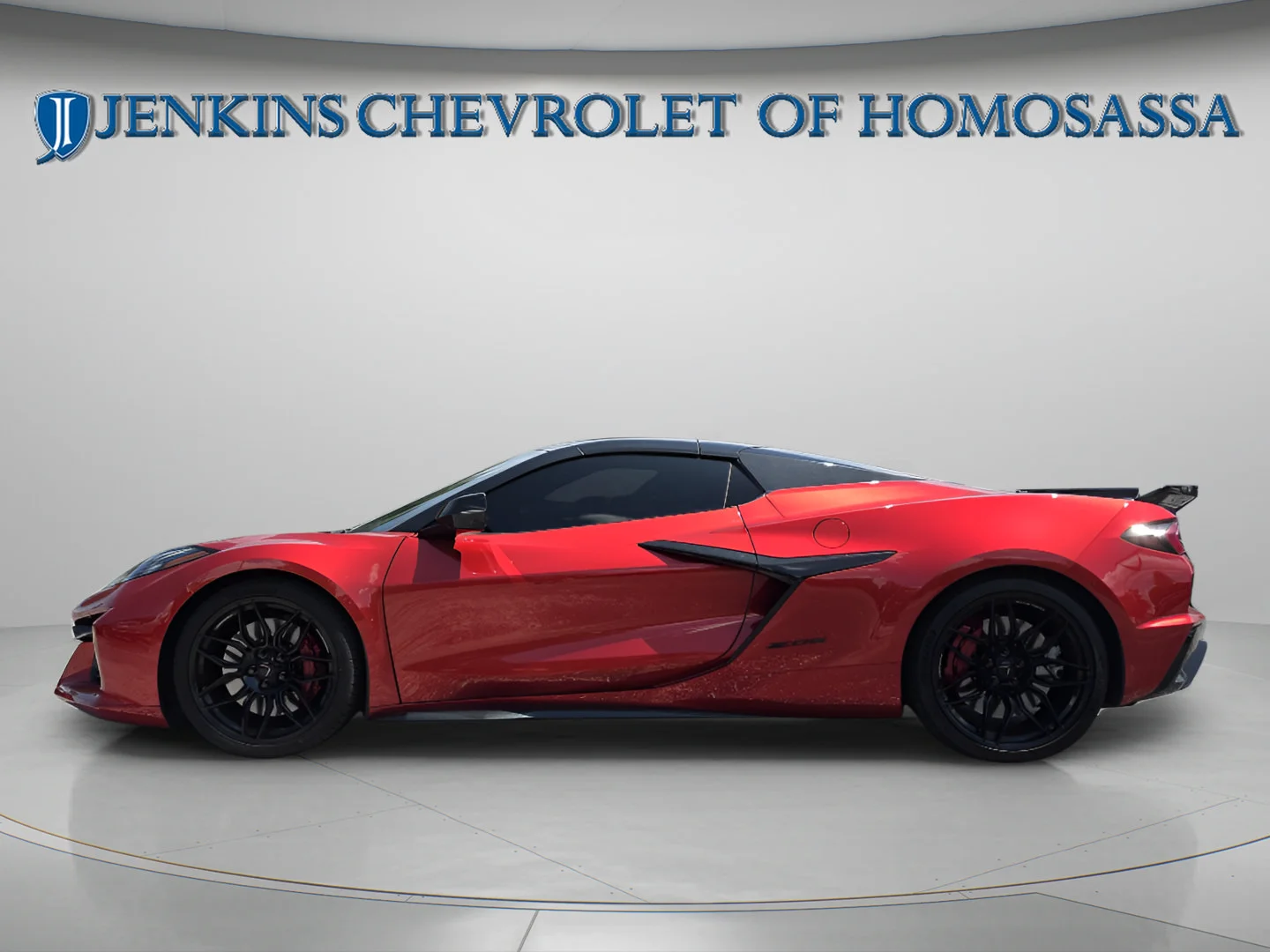 Used 2023 Red Mist Metallic Tintcoat Chevrolet 2LZ image 9