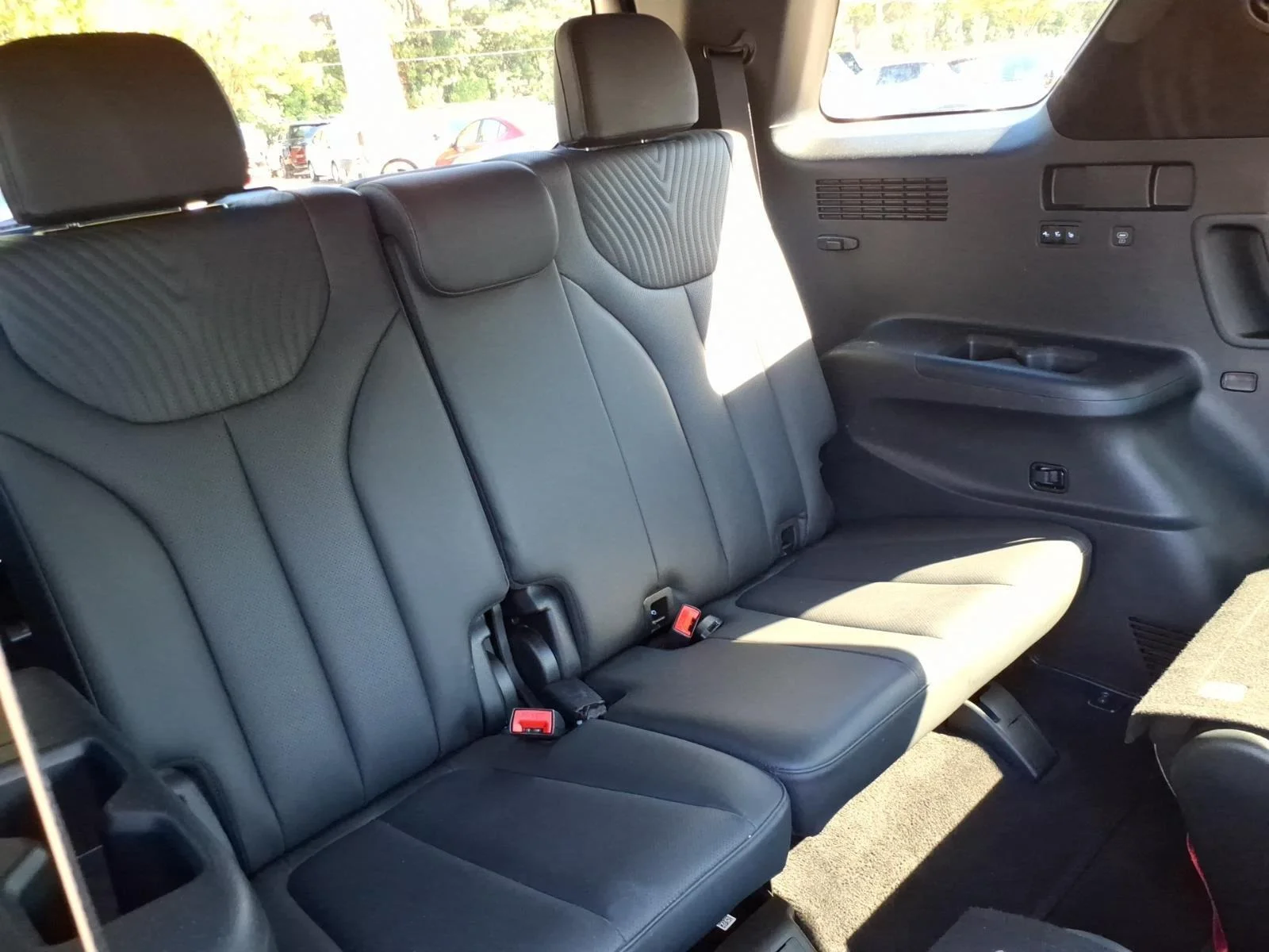 Used 2024 Sierra Burgundy Hyundai Calligraphy image 30