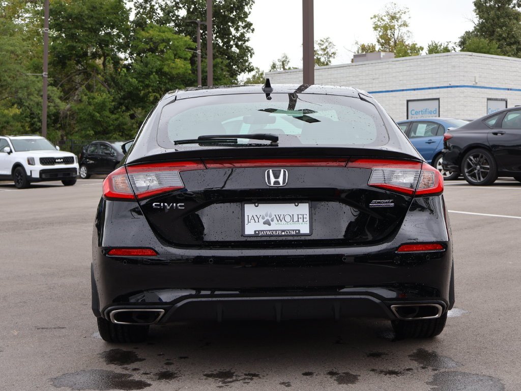 Used 2024  Honda Sport Touring image 6
