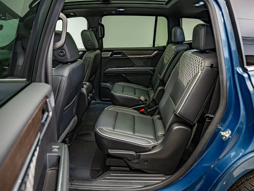 2024 GMC Acadia Denali - Photo 34