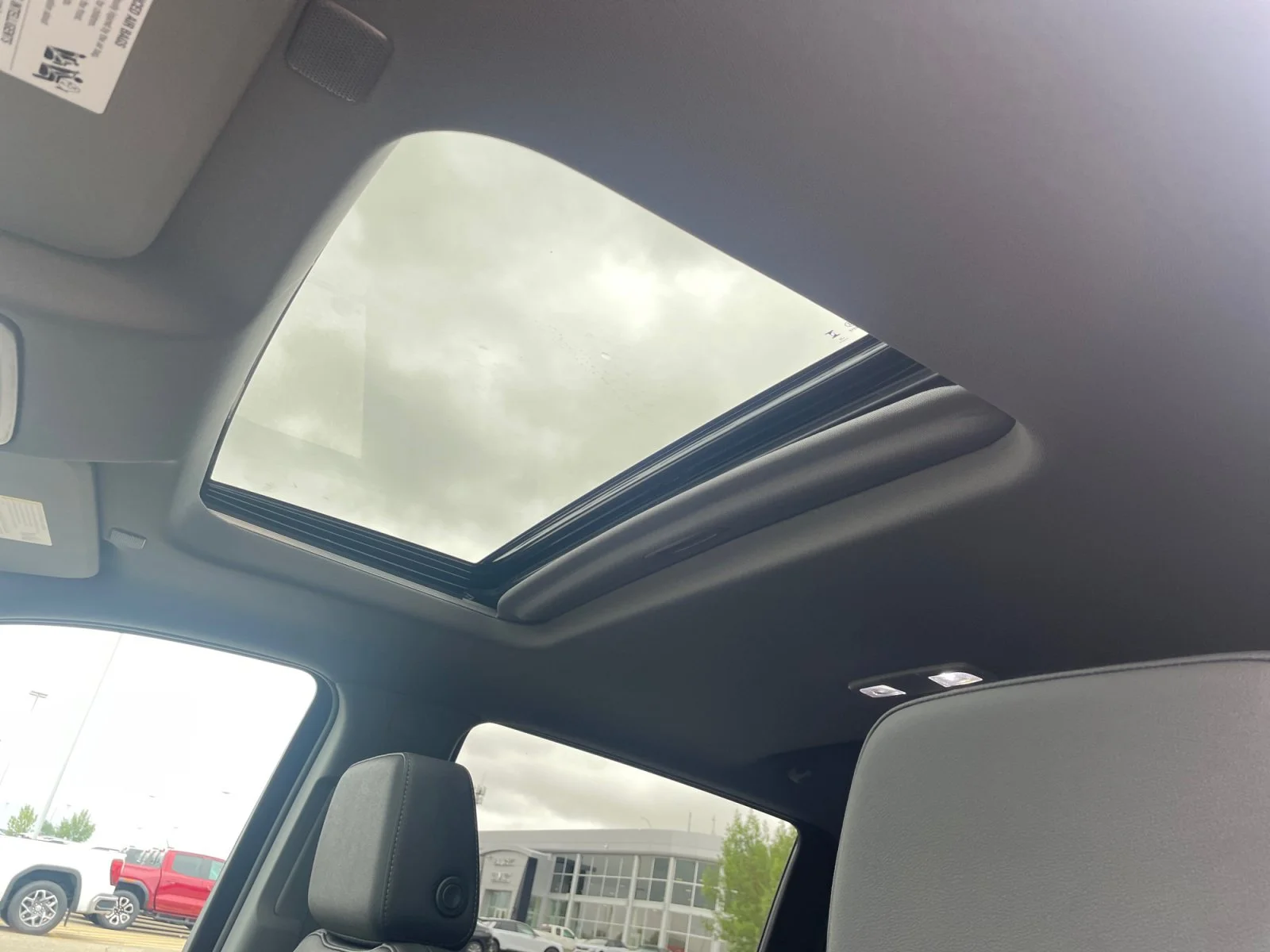 New 2026 Onyx Black GMC SLT image 17