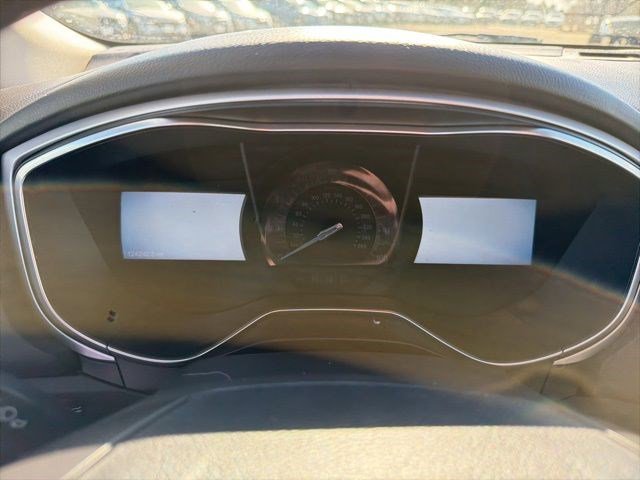 Used 2014 Oxford White Ford SE image 20