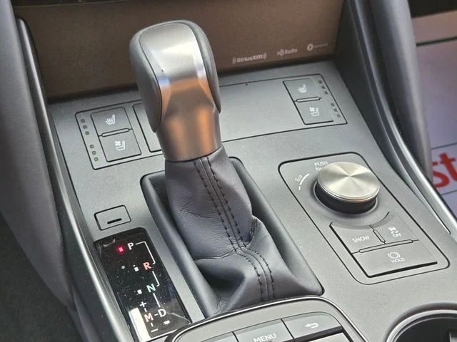 2024 Lexus IS 300 - Photo 35