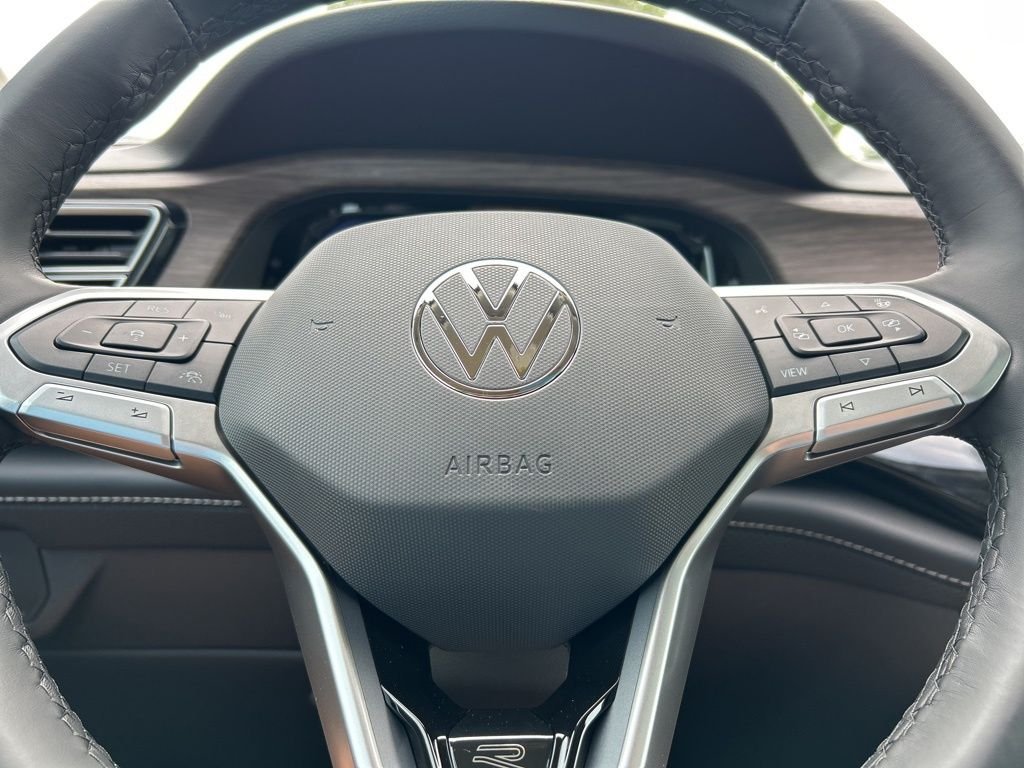 2026 Volkswagen Atlas SEL Premium R-Line - Photo 18