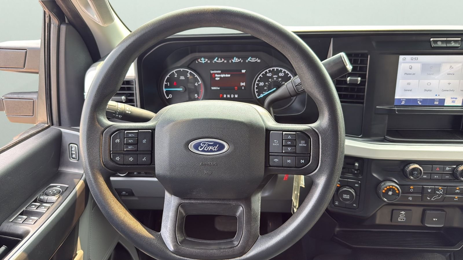 Used 2025 White Ford XLT image 13
