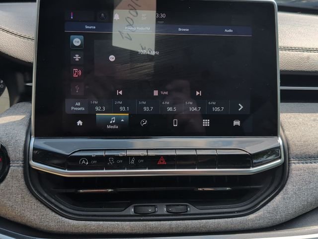 Used 2024 White Jeep Latitude image 15