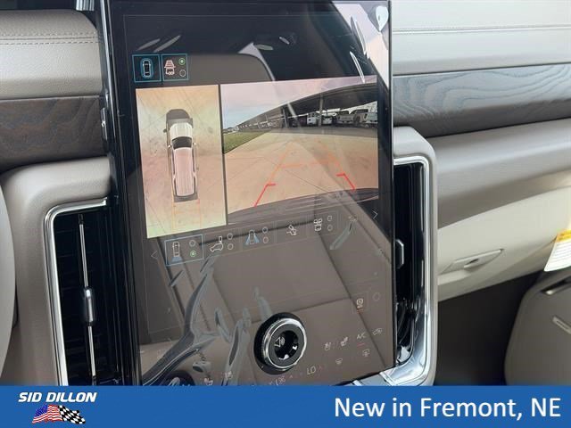 2026 GMC Yukon XL Denali - Photo 11