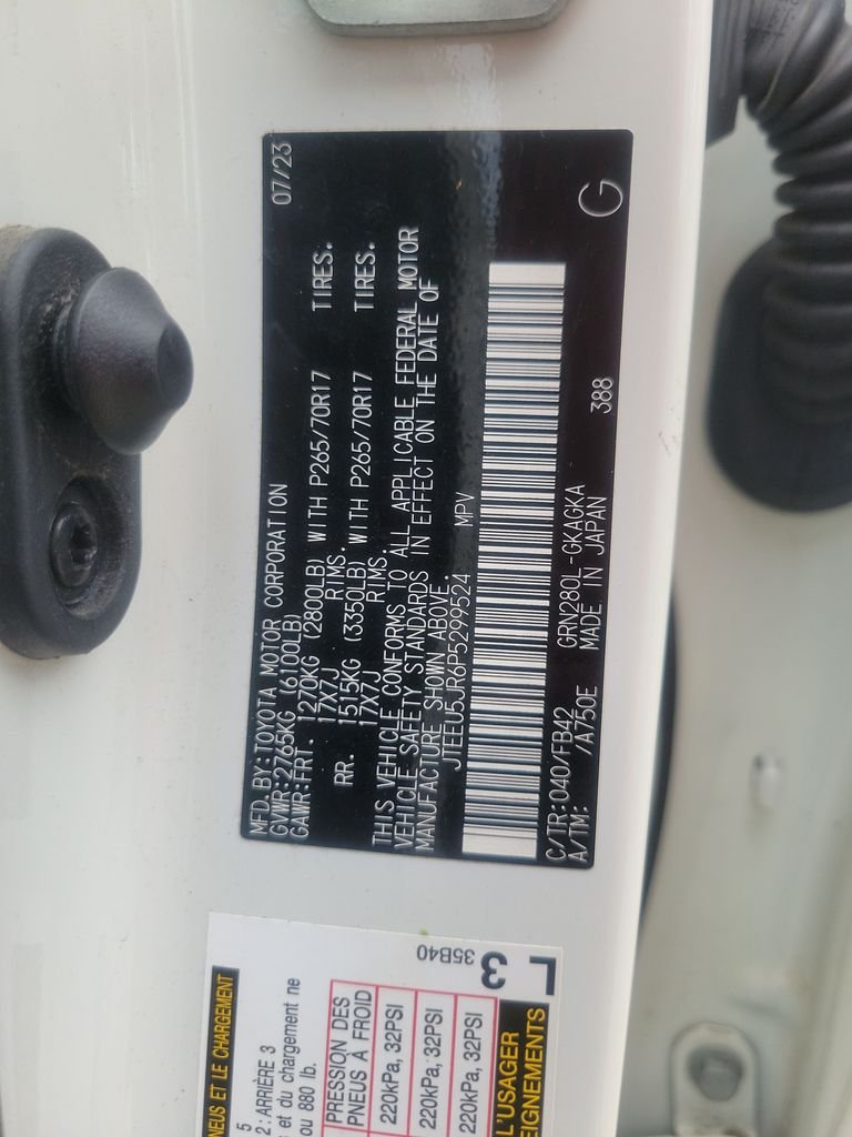Used 2023 White Toyota SR5 image 37
