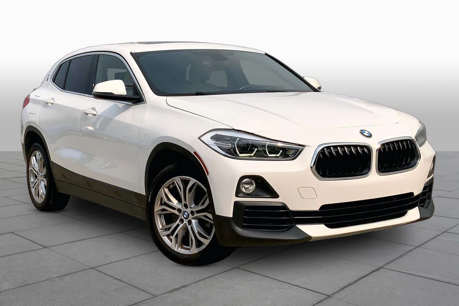 Used 2018 Alpine White BMW sDrive28i image 3