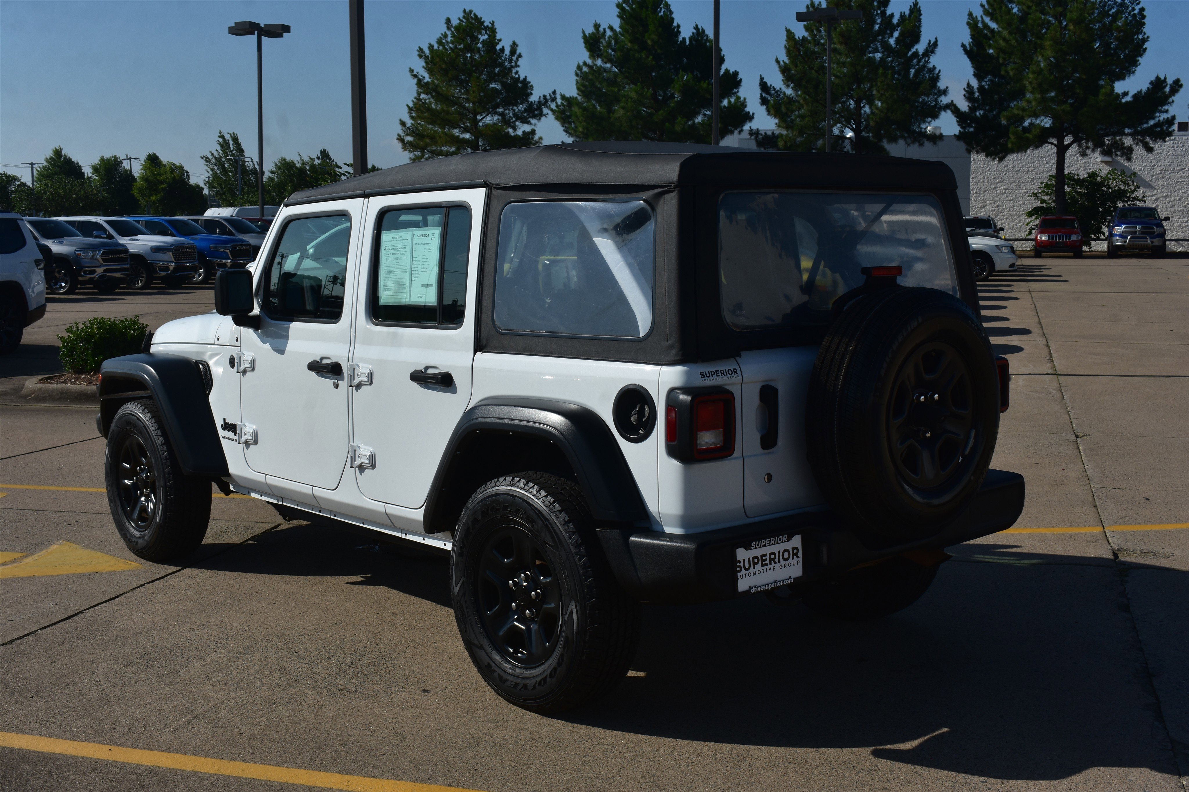 2023 Jeep Wrangler 4-Door Sport - Photo 7