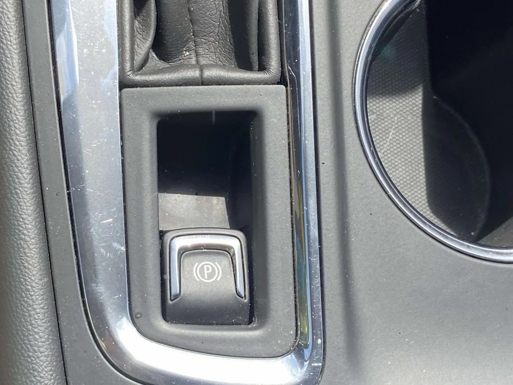 Used 2023 Sterling Gray Metallic Chevrolet LT image 25