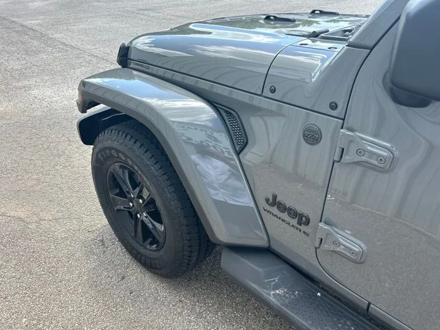 2023 Jeep Wrangler 4-Door Sahara Altitude - Photo 30