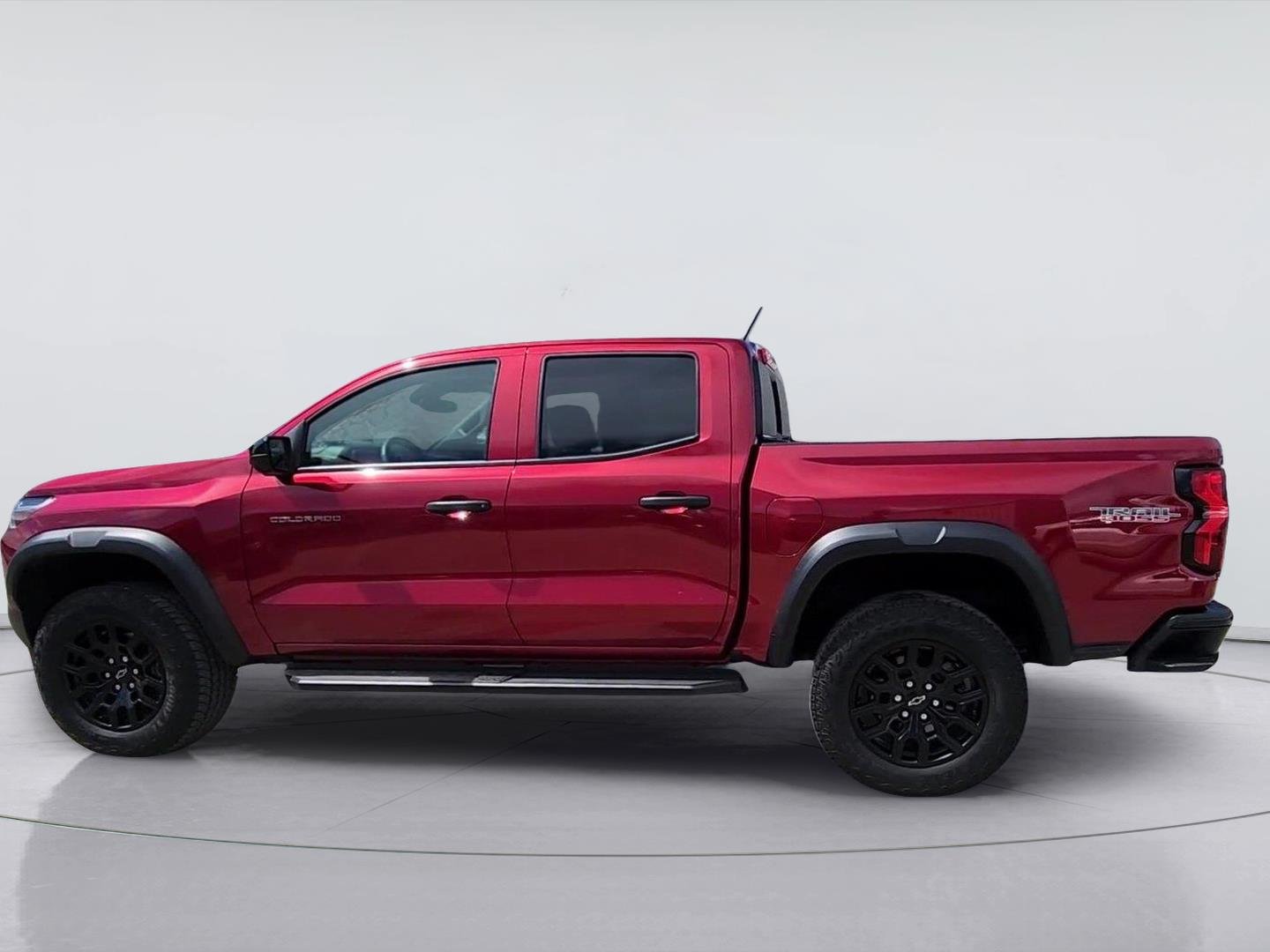2026 Chevrolet Colorado photo 6 of 33